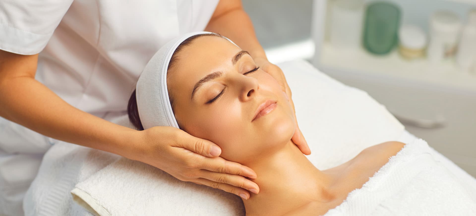 Tratamientos faciales con masaje en Vilagarcía